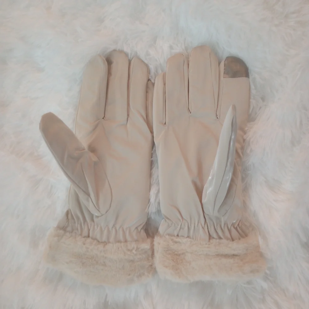Cream Waterproof Touchscreen Fleece Lined Gloves with Faux Fur Cuff